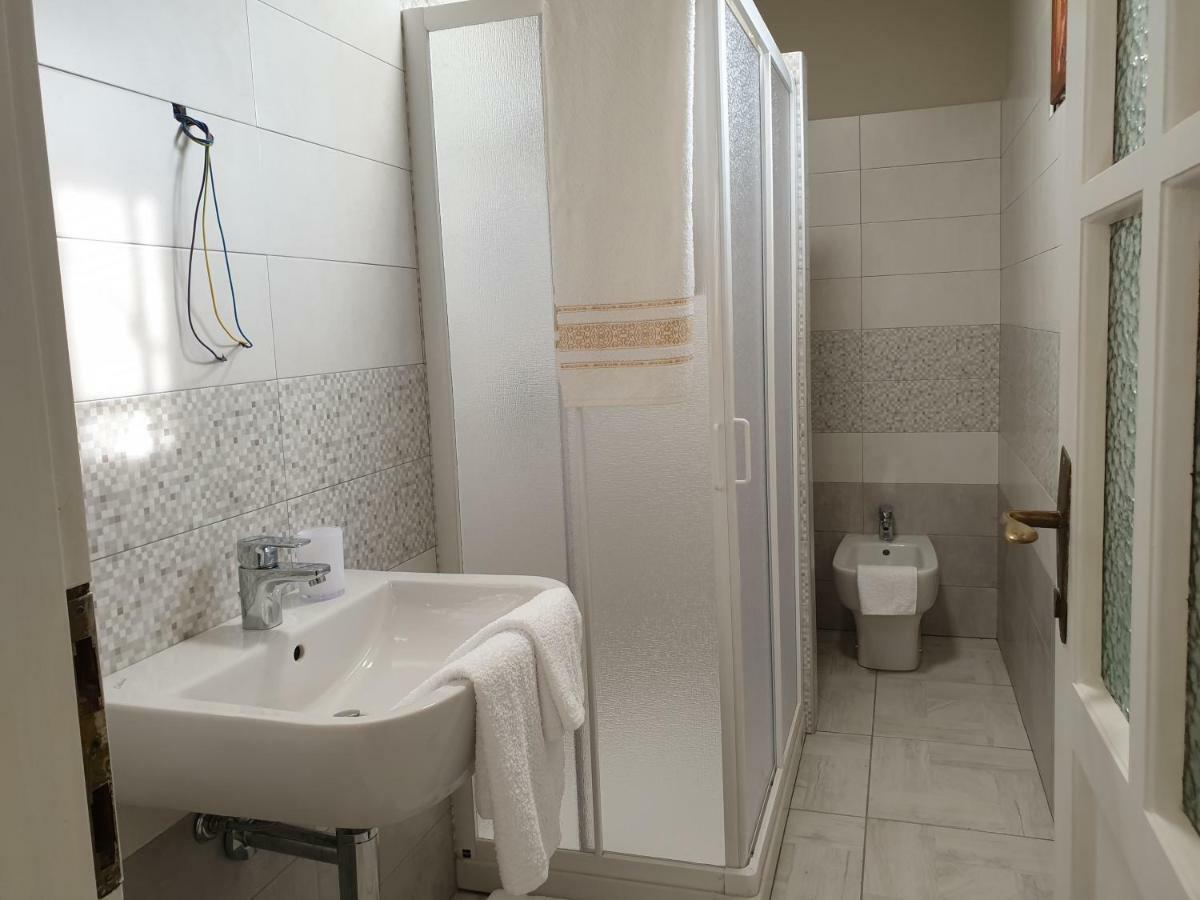 I Grappoli Villa Canelli Dış mekan fotoğraf